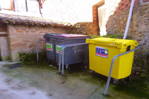 Glassrecycling-Chaos: Warum der Landkreis Fürth mit vollen Glascontainern nicht viel Druck machen kann