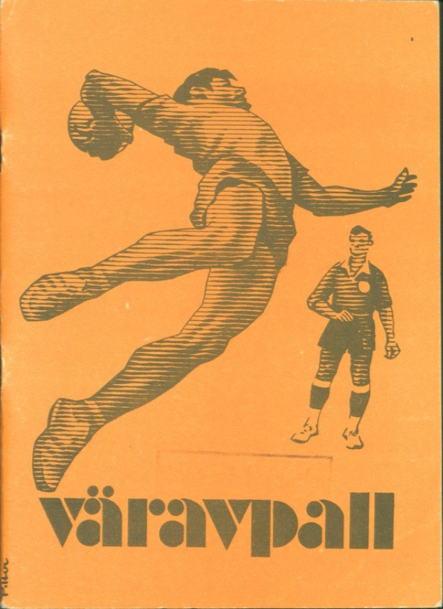 Buchumschlag mit einem Mann in einem Fußballtrikot, der einen Fußball tritt, mit entschlossener Miene und dem Text "Värvall Fußball-Programm".