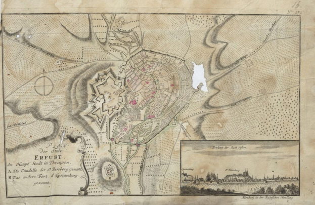 Ein detaillierter alter Stadtplan von Erfurt, Deutschland, der Stra√en, Gebäude und Sehenswürdigkeiten zeigt, mit begleitendem Text und Illustrationen.